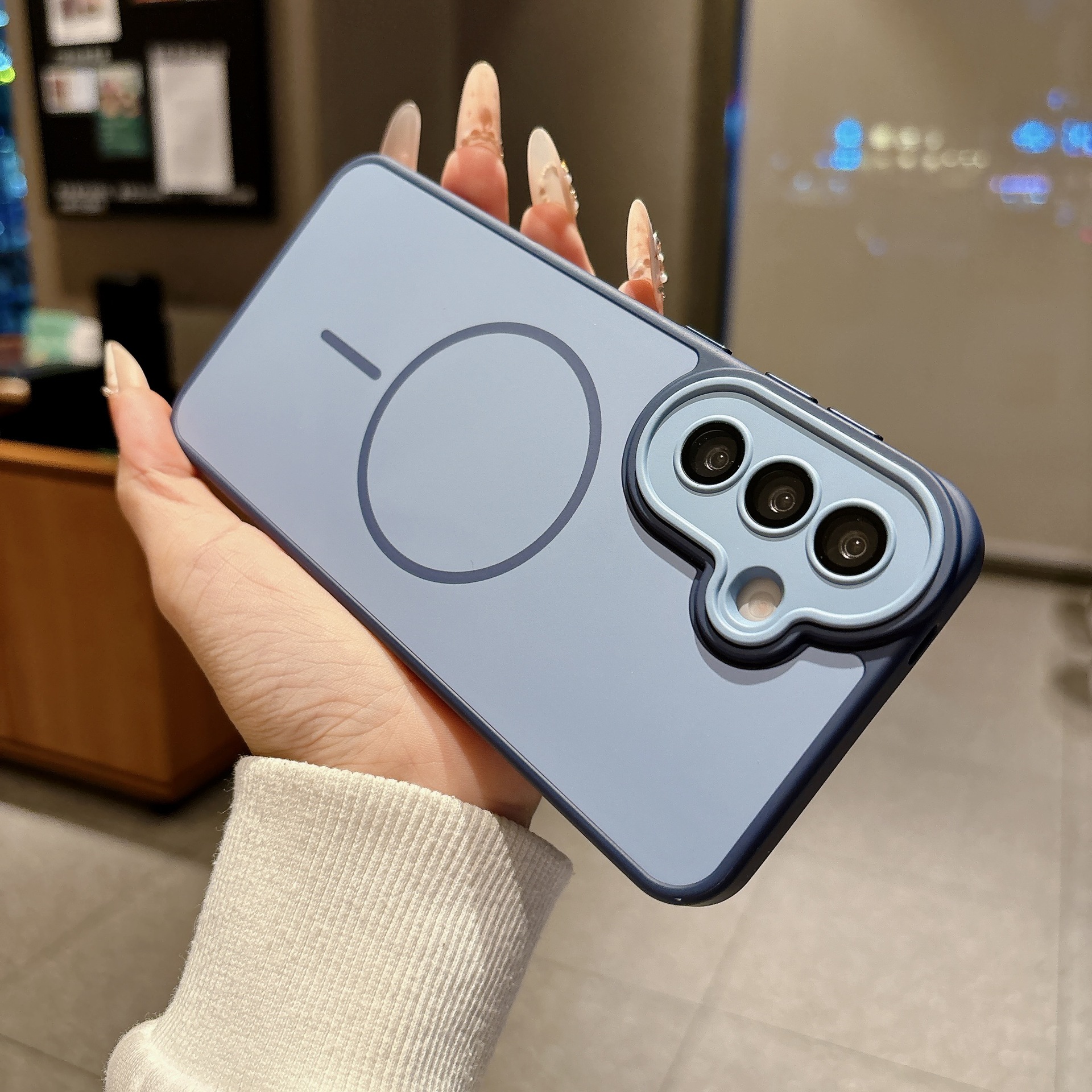 跨境适用三星S26Ultra手机壳肤感撞色磁吸带镜头膜S25防摔A57硬壳