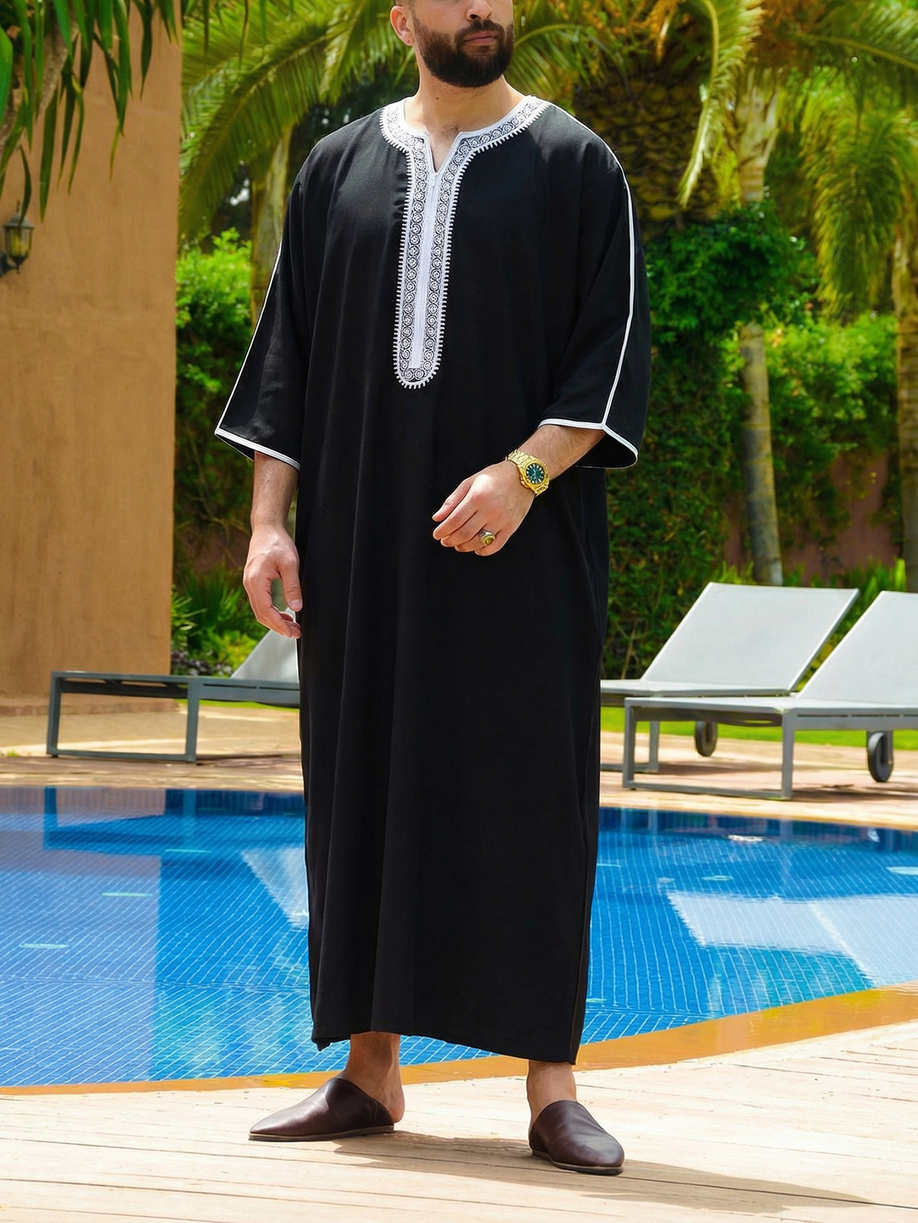 Moroccan Men's Short Sleeved Embroidered V Neck Muslim Robe, Arab Men's Clothing, Multiple Colors Available._voghion.com