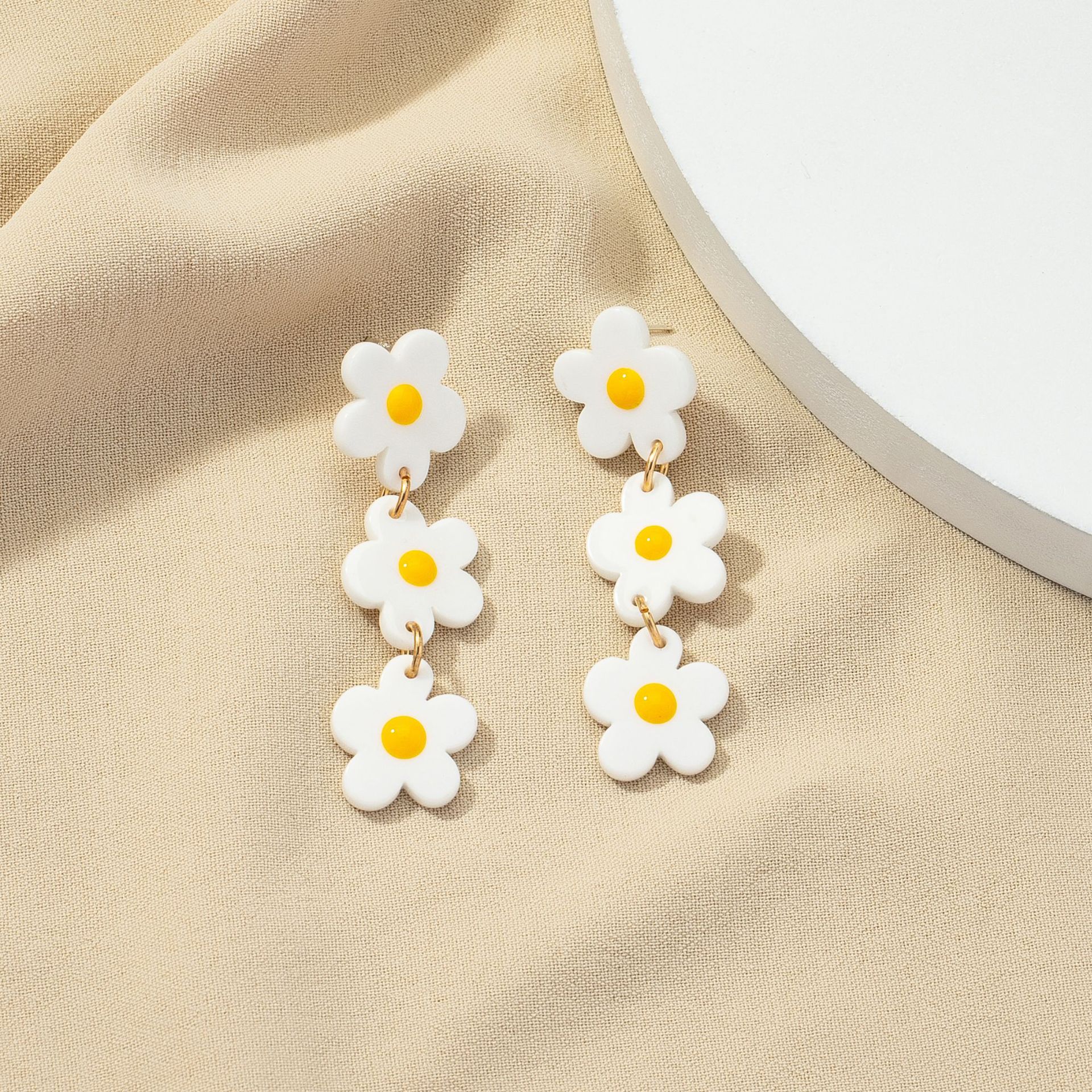 Acrylic Flower Fashion Long Earrings One Pair Wholesale Jewelry Nihaojewelry display picture 4