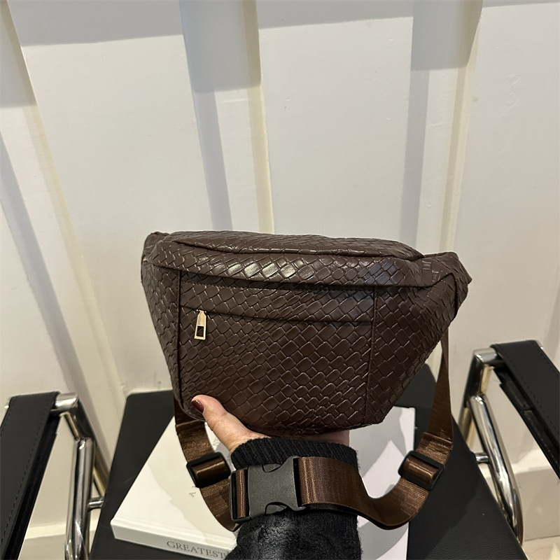 Bolso casual de color sólido popular de este año 2024 invierno nuevo estilo salvaje