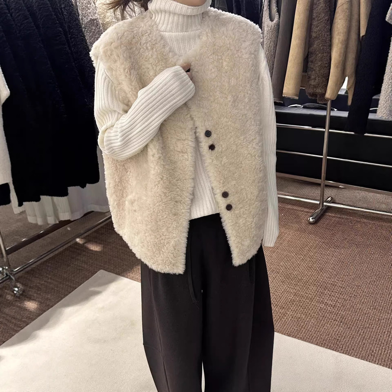【Snow Melting Vest】Lamb Wool Vest 100% Wool Fur Integrated Coat for Women, Round Neck Korean Style Fur Vest 【Snow Melting Vest】Lamb Wool Vest 100% Wool Fur Integrated Coat for Women, Round Neck Korean Style Fur Vest
