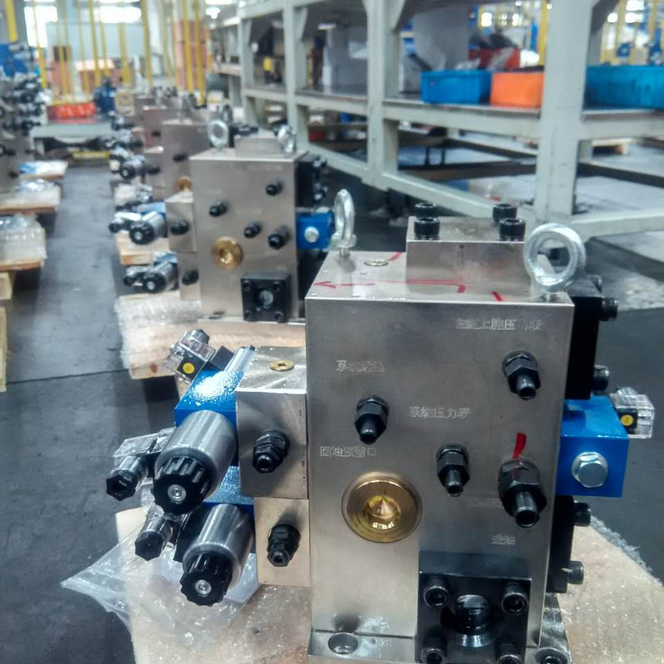 QC11Y闸剪二通插装阀，DG25泰丰二通插装阀，蓄能器回程