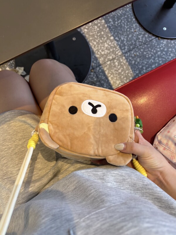 日系ins可爱轻松小熊斜挎包 化妆包杂物收纳包大容量便携拍立得包|undefined