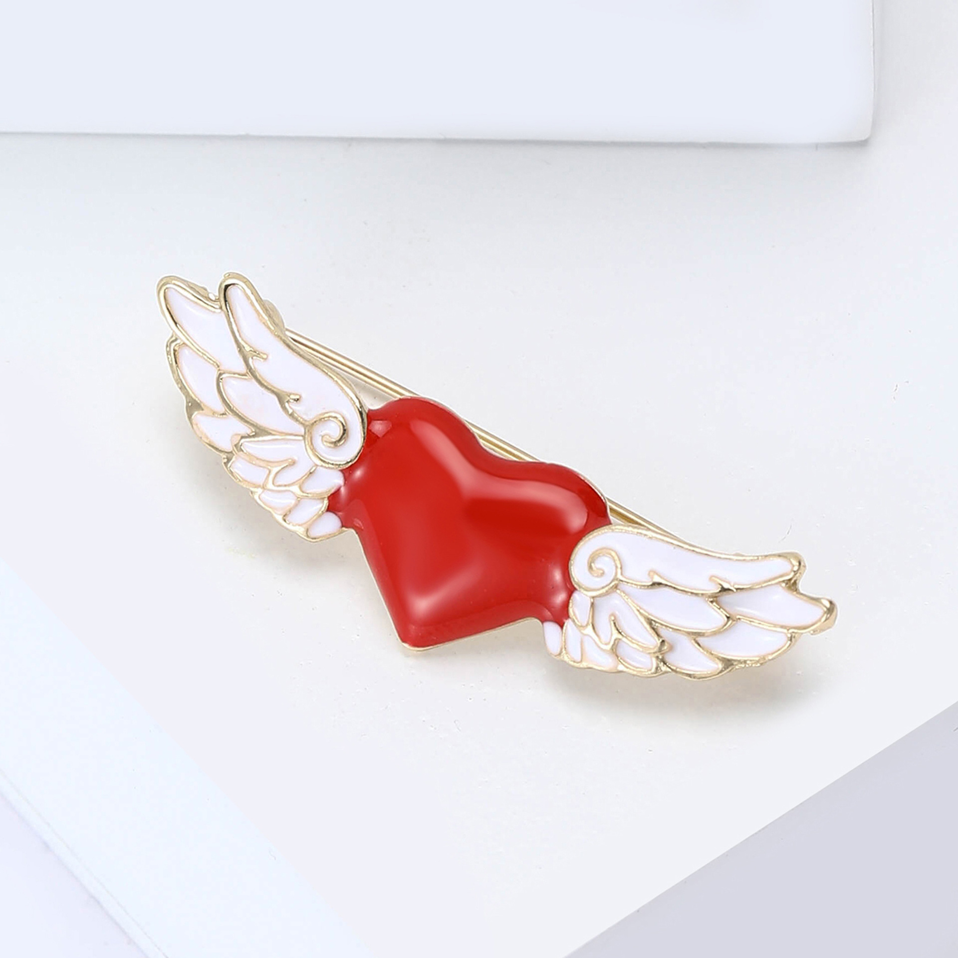 New creative alloy enamel angel wings love brooch simple fashion ladies dress corsage jewelry pins