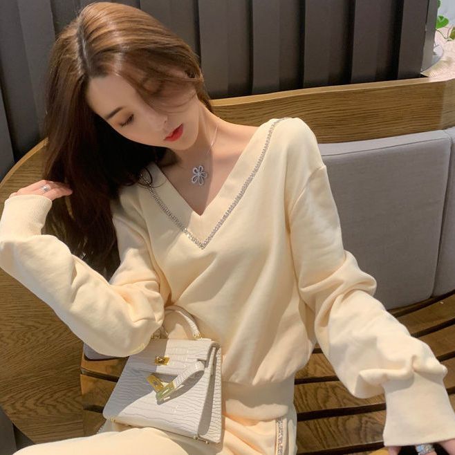 休闲运动套装女2025年春秋新款V领修身显瘦卫衣阔腿裤两件套ins潮|undefined