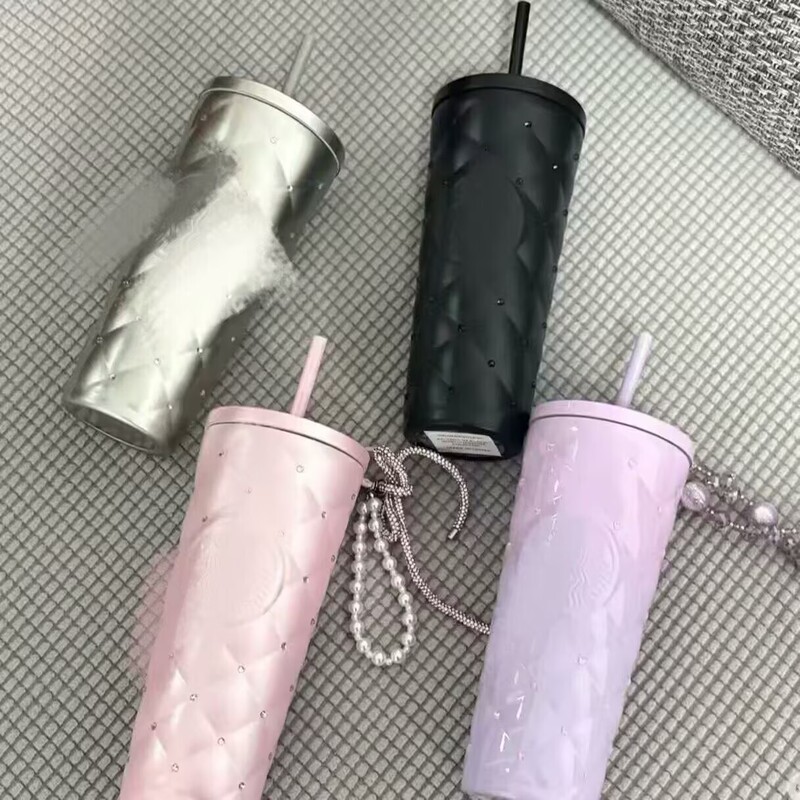 New in Stock: Starbucks' New Diamond-Patterned Stainless Steel Straw Cup, Large Capacity Water Bottle, High Aesthetic Value, Keeps Warm and Cold New in Stock: Starbucks' New Diamond-Patterned Stainless Steel Straw Cup, Large Capacity Water Bottle, High Aesthetic Value, Keeps Warm and Cold