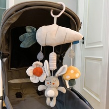 婴儿挂件挂件3到6个月宝宝车载安全座椅床头手摇铃风铃玩跨境