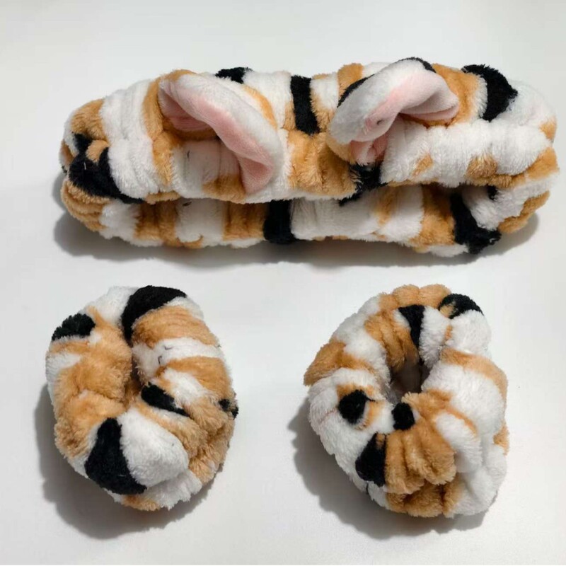 かわいいぬいぐるみ猫耳ヘッドバンド卸売女性の秋と冬超かわいい立体洗顔メイク防湿袖ストライプリストバンド|undefined
