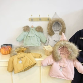 童套装;连身衣、爬服;童裤