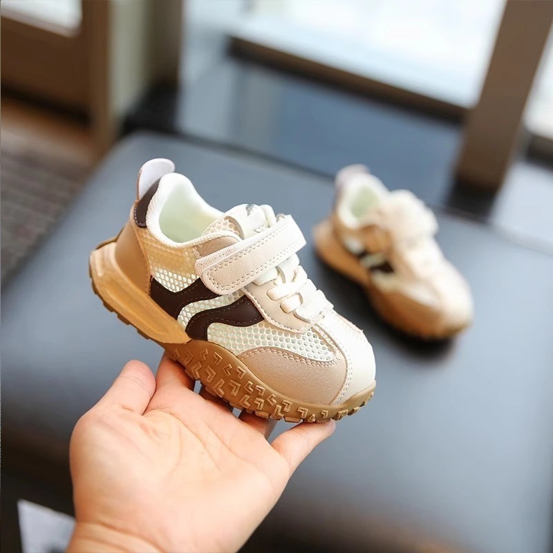 Atmungsaktive Kinderschuhe im koreanischen Stil mit Mesh-Einsätzen und weicher Sohle für Jungen und Mädchen, Frühling/Sommer, luftiges Design, Alter 1-3 Jahre_voghion.com