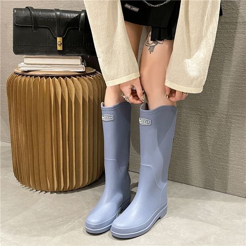 Outdoor rain boots women's fashion style Martin boots non-slip lightweight long water shoes plus velvet thick sole protective rain boots trendy