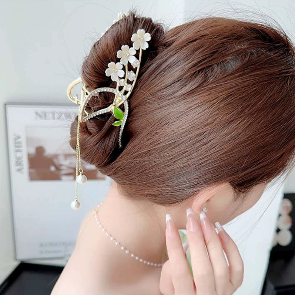 Long high-end hair accessory with tassels, fashionable cute universal hairgrip, western style, 2023 collection
