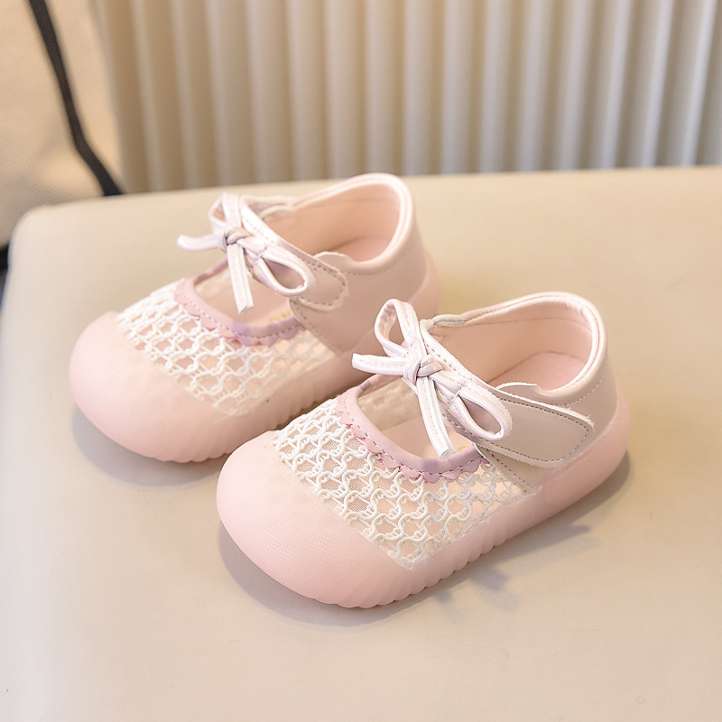Zapatos para bebés niñas sandalias de princesa 2026 nuevo primavera y verano hueco antipatas transpirables zapatos para niños dulces