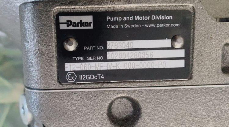 PARKER派克打桩机马达3720818 F12-090-MF-IV-Z-000-0000-P0