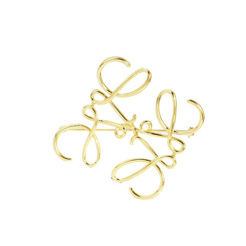 New Simple Hollow Gold-plated Brooch Pins for Women Fashion Temperament Dress Corsage Pin Clothing Accessories Brooches