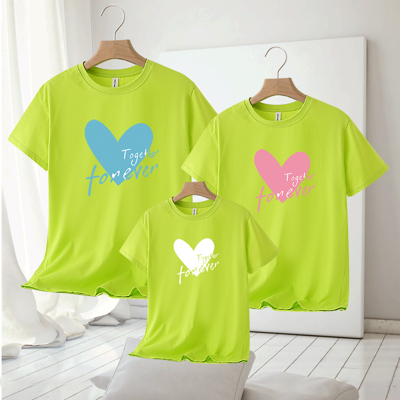 Ropa de padre e hijo retrato familiar manga corta 2024 Nuevo estilo una camiseta de tres bocas logotipo impreso jardín de infantes Ropa de jardín ropa de grupo