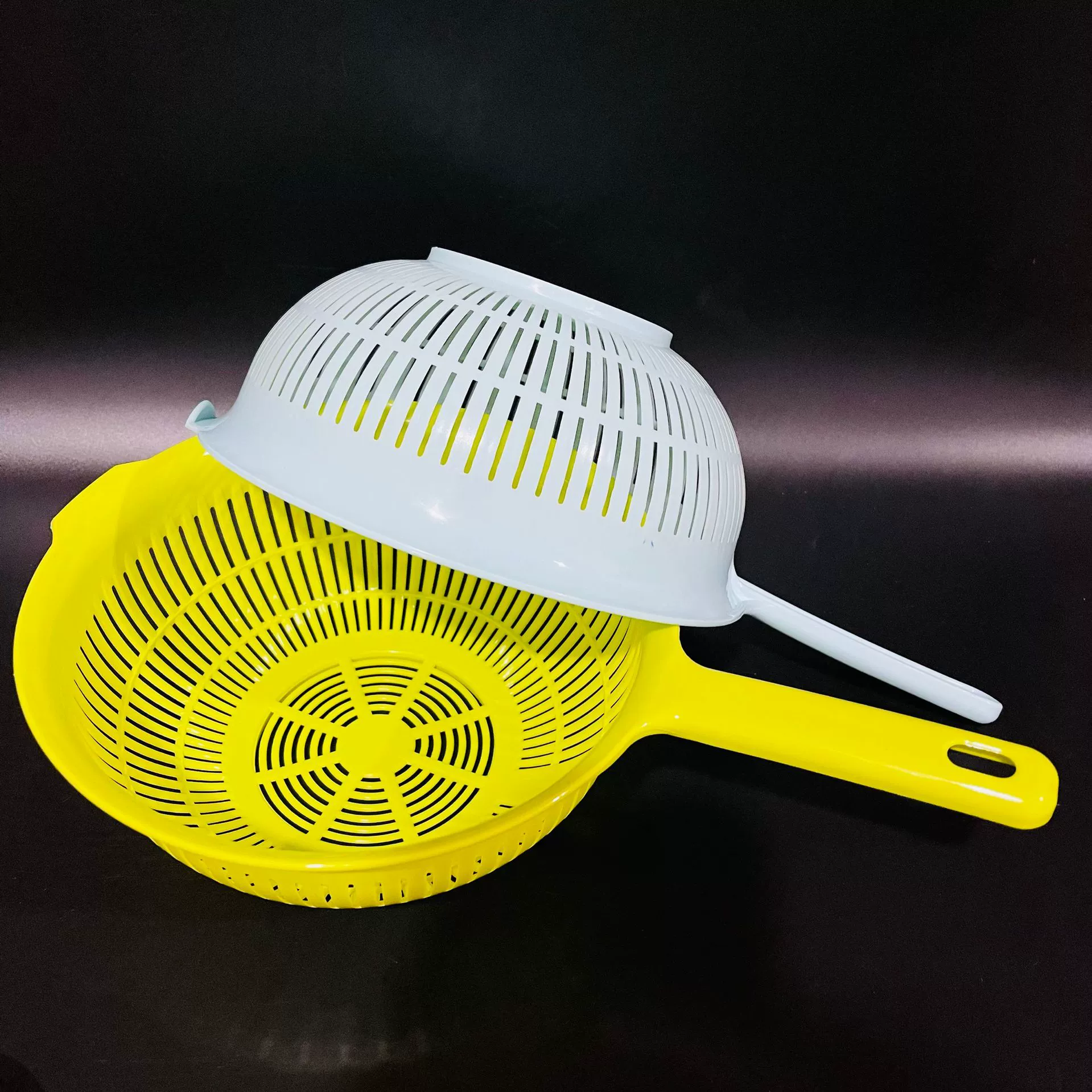 Утолщенная корзина для слива с длинной ручкой, корзина для овощей, кухонная корзина для слива с ручкой, оптом по 1 и 2 юаня.