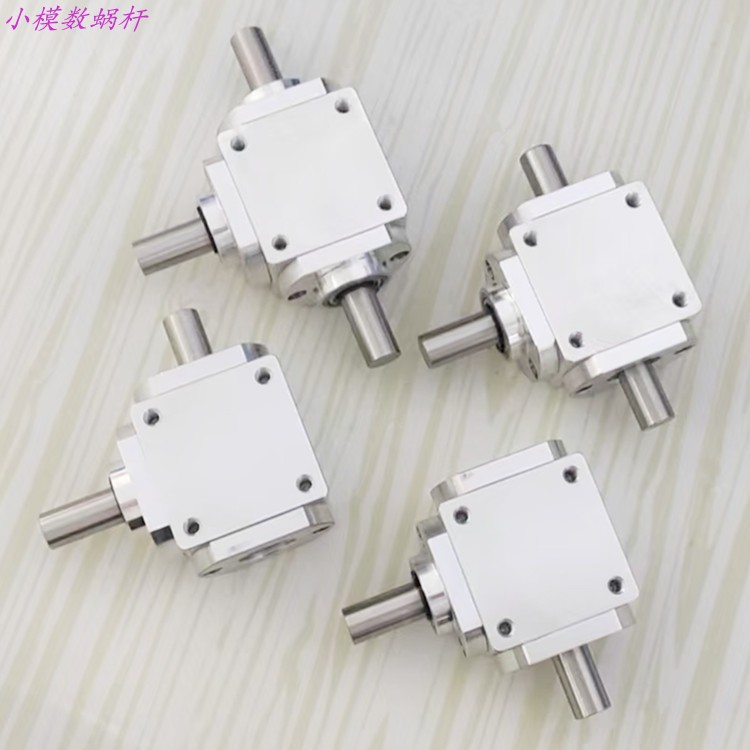 小型1：1T型十字换向器轴径10直角传动变速箱伞齿减速齿轮箱转动