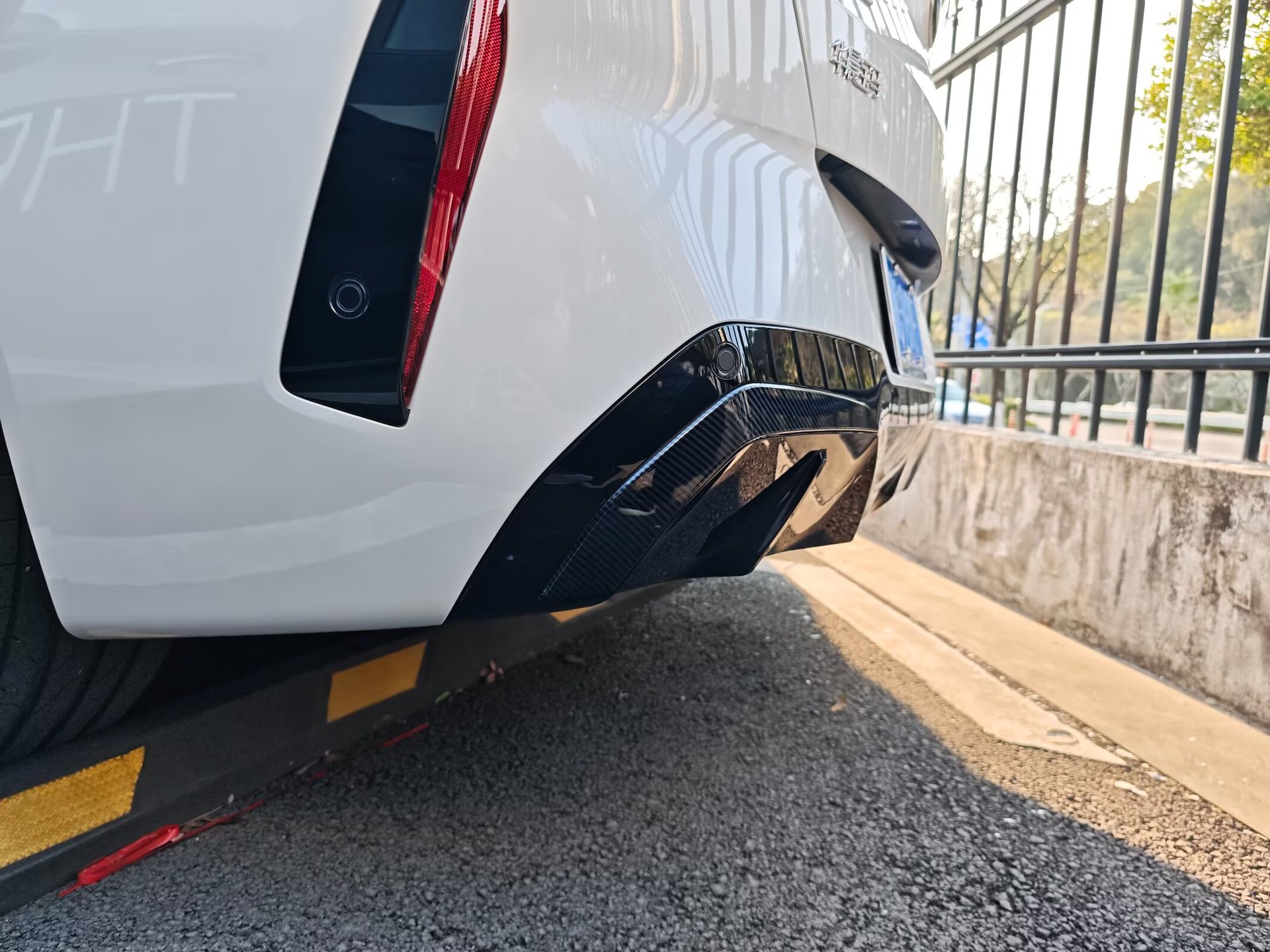 Suitable for 25 Bmw X3 Reversing Mirrors, Fuel Tank Caps, Handles, Door Bowls, Rain Eyebrows, Wind Knives, Grids, Bright Black