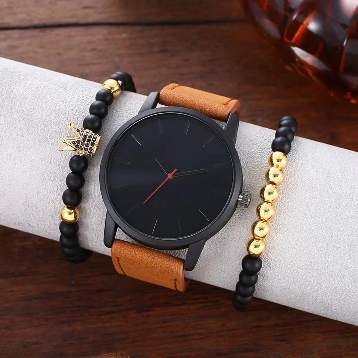 Foreign trade hot export large dial men's casual simple scale frosted belt quartz watch + Crown bracelet