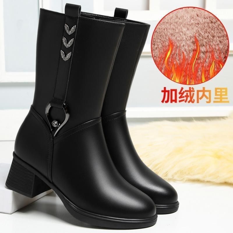 女鞋靴子冬季新款妈妈靴子女中年高筒靴加绒保暖棉鞋软皮靴女包邮