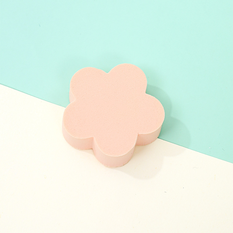 Pequeña flor de cerezo personalizada con polvo plano de forma especial, almohadilla de aire gruesa, no comer polvo, seco y húmedo, polvo de maquillaje, esponja