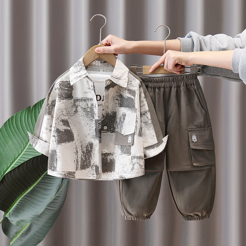 7103 Traje de camisa para niños Primavera y otoño 2025 Nuevo estilo Camisa de manga larga de moda para niños Primavera Conjunto de dos piezas de celebridades de Internet