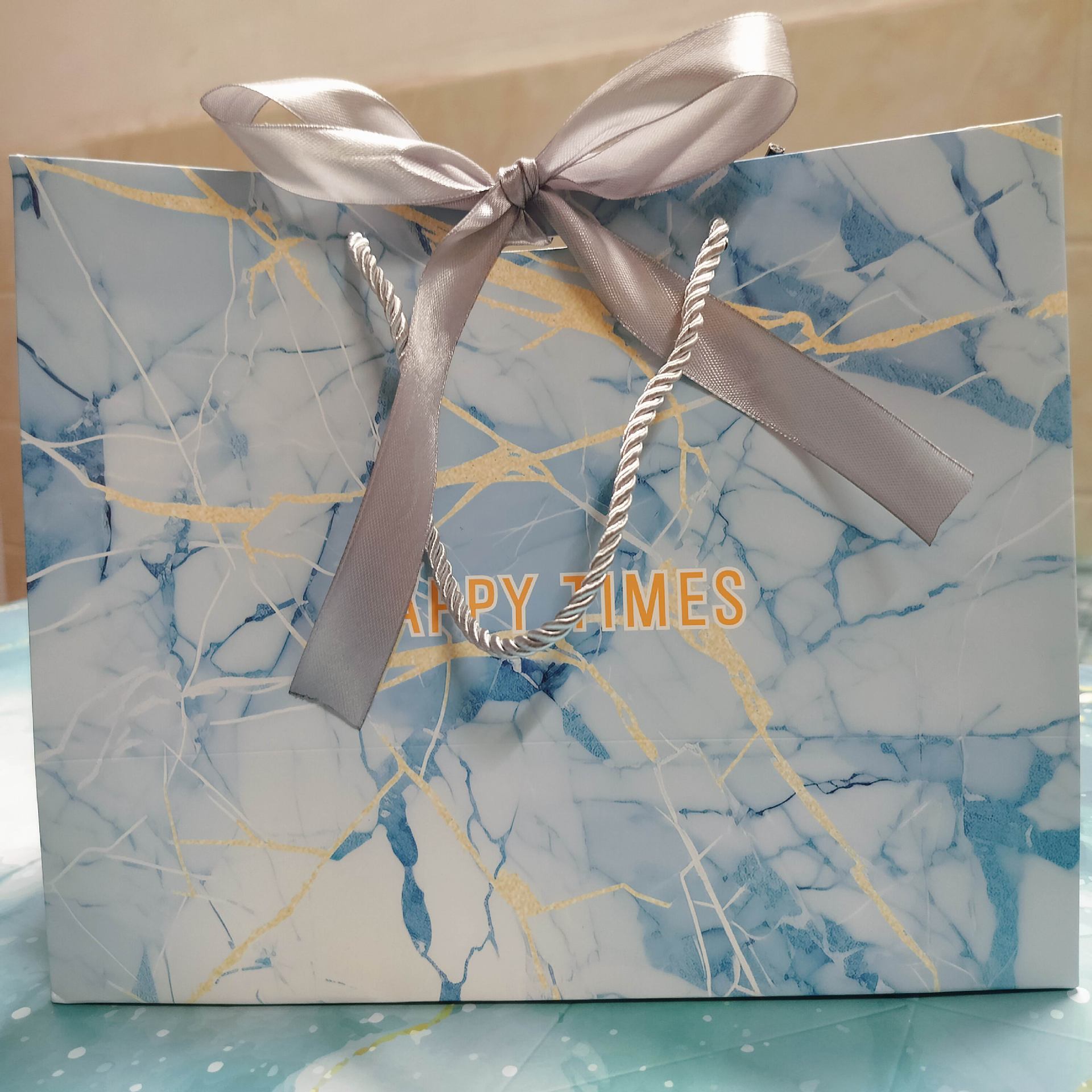 은색 리본, 흰색 판지, 소형(18*10*16)