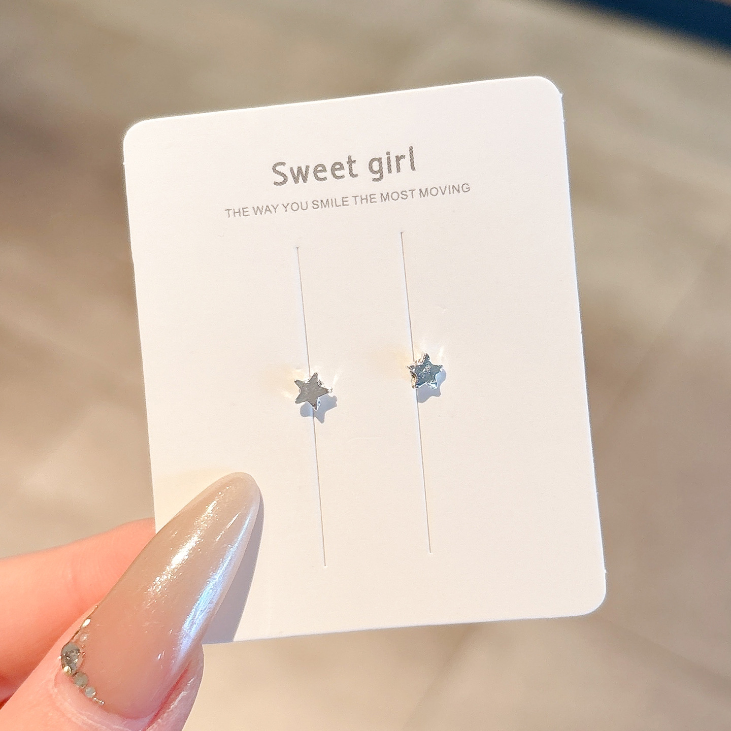 Pendientes de aleación Pendientes de alta calidad de perlas para mujer Pendientes exagerados de temperamento de lujo ligero coreano Pendientes largos con borlas al por mayor