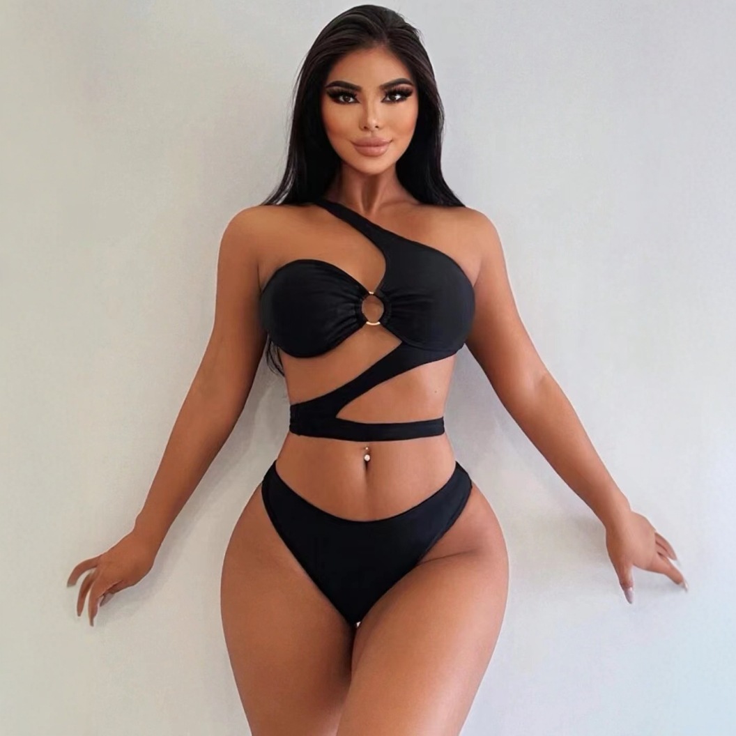 Women's Sexy Solid Color Cutout One-Piece Swimsuit Strategic Monokini for Beach Pool_voghion.com