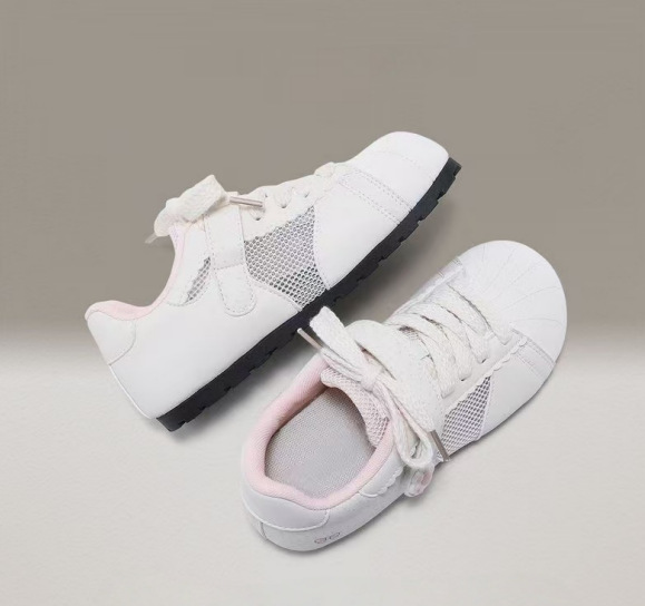 Zapatos de entrenamiento de moda de alto valor para mujeres 2026 verano nuevos zapatos deportivos casuales con zapatos de velcro chic