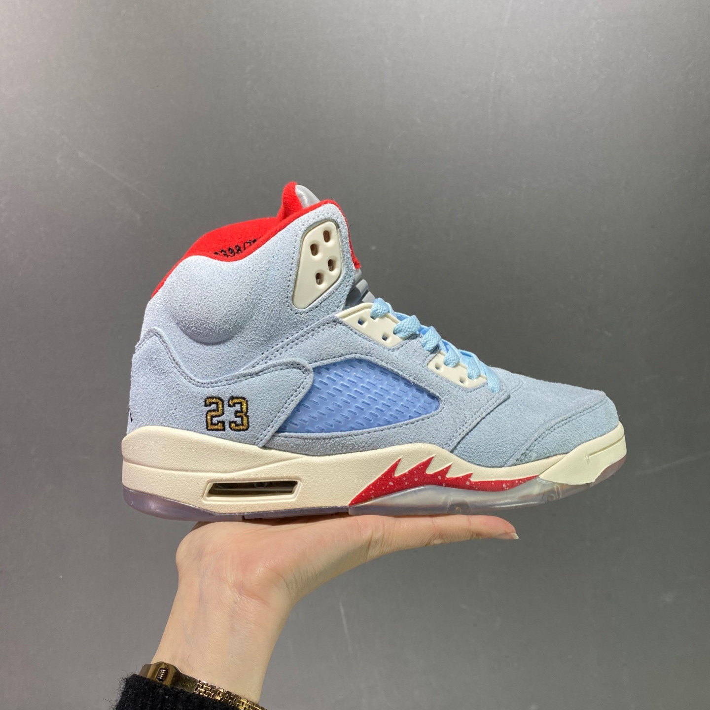 Zapatos de baloncesto de alta calidad AJ5 Jiao Wu Zhixiu Zapatos deportivos de amortiguación de arce verde oliva zapatos casuales de pareja