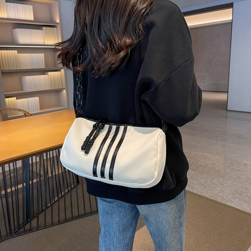 Fashionable casual simple shoulder bag women's three stripes versatile diagonal bags black waterproof foreign trade bags wholesale