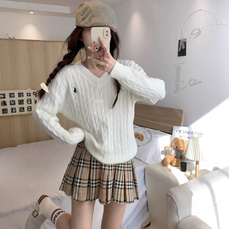ツイスト V ネックプルオーバー長袖ニットセーター女性のレトロ刺繍新 ins2025 秋冬トップ多用途長袖|undefined