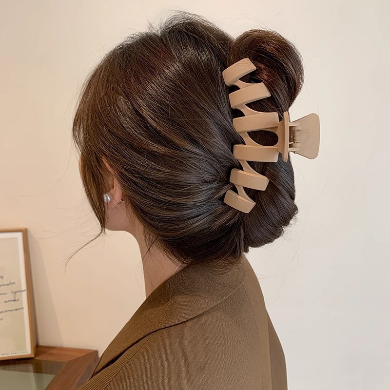 Clip de tiburón grande, clip de agarre para el cabello de placa de sensación de alta calidad, horquilla de temperamento, nuevo estilo, horquilla de gran volumen, tocado de primavera y verano, mujer