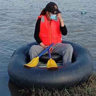 Portable Folding Inflatable Boat with Tires, Homemade Thickened Butyl Rubber Inner Tube Boat, Homemade Wear-Resistant Fishing Boat