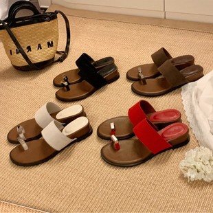 ���ы�ͬ������4cm~һ�֎��⴩������ɳ��ƽ�׊Aֺ����Ь�����b�