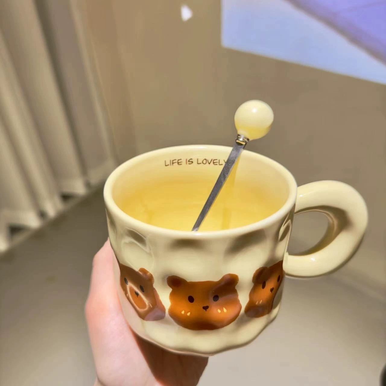 Мультяшная милая кружка с медвежонком, красивая керамическая кружка для девушек с крышкой и ложкой, домашняя кружка для кофе, парная для питья воды