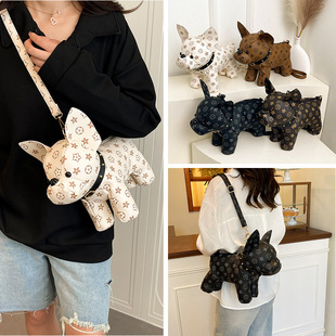 ���ȿɐ۷��������а���С����2025�¿���ϻ���ţȮ�μ�б���