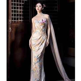 新中式敬酒服轻奢小众新娘晨袍礼服女气质长款宴会鱼尾裙