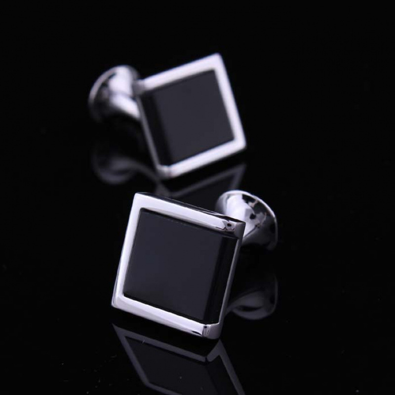 Versatile black cufflinks