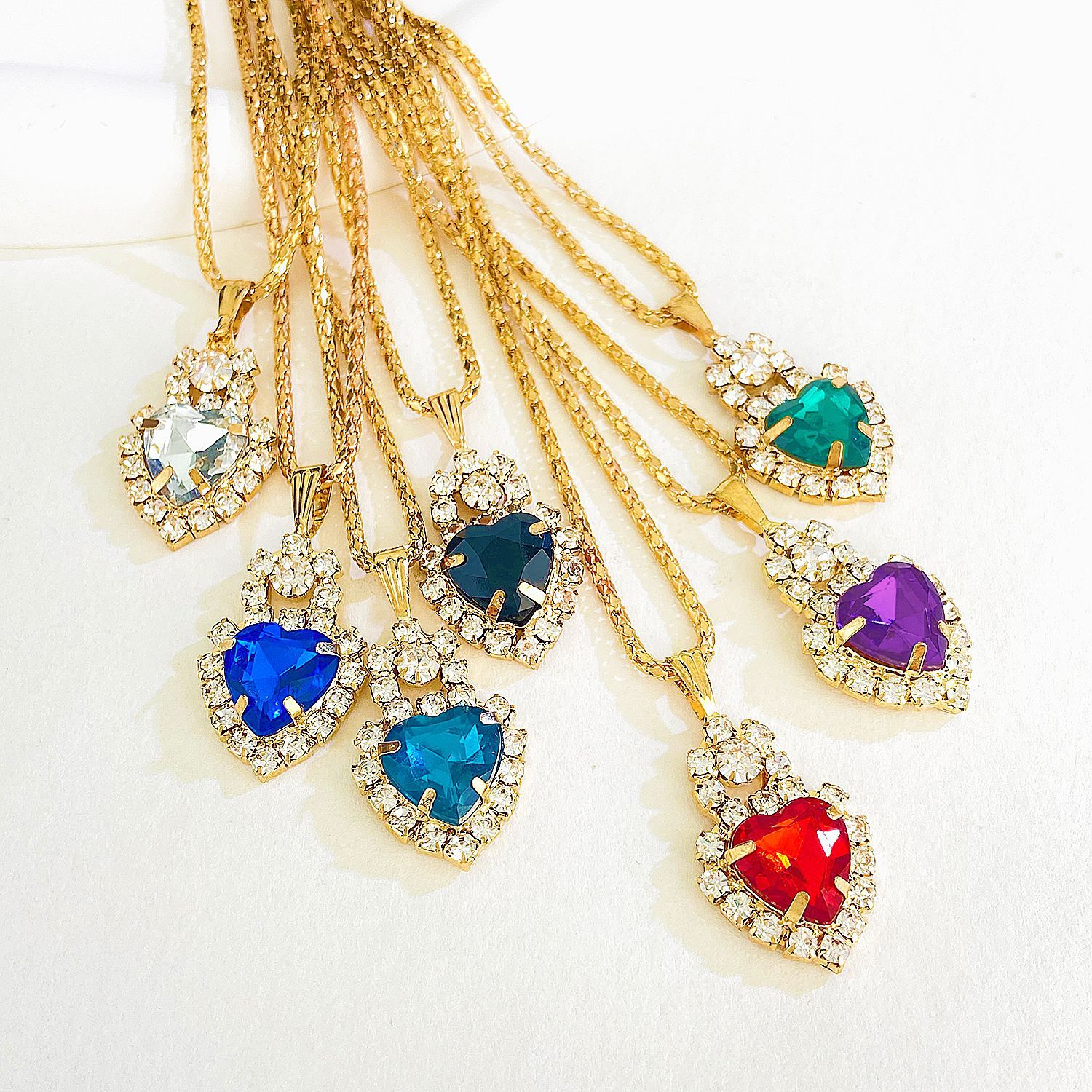 Europeo y americano personalizado amor rhinestone collar pendientes anillo traje brillante joyería nupcial fábrica al por mayor conjunto de tres piezas