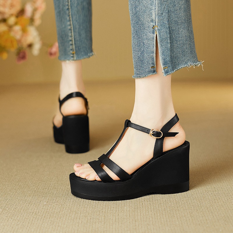Sandal cao gót nữ mũi hở đế xuồng da bò, quai chữ T đơn giản, gót 9 cm — đen