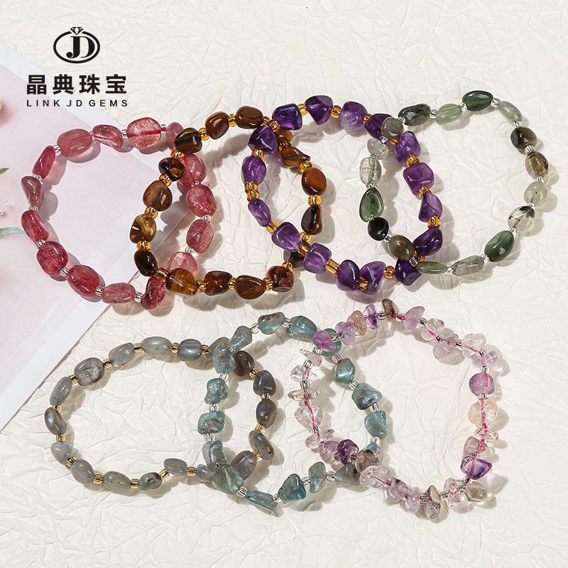 Jingdian jewelry natural shape Crystal strawberry crystal bracelet personality irregular cross-border hot mining gravel bracelet wholesale Jingdian jewelry natural shape Crystal strawberry crystal bracelet personality irregular cross-border hot mining gravel bracelet wholesale