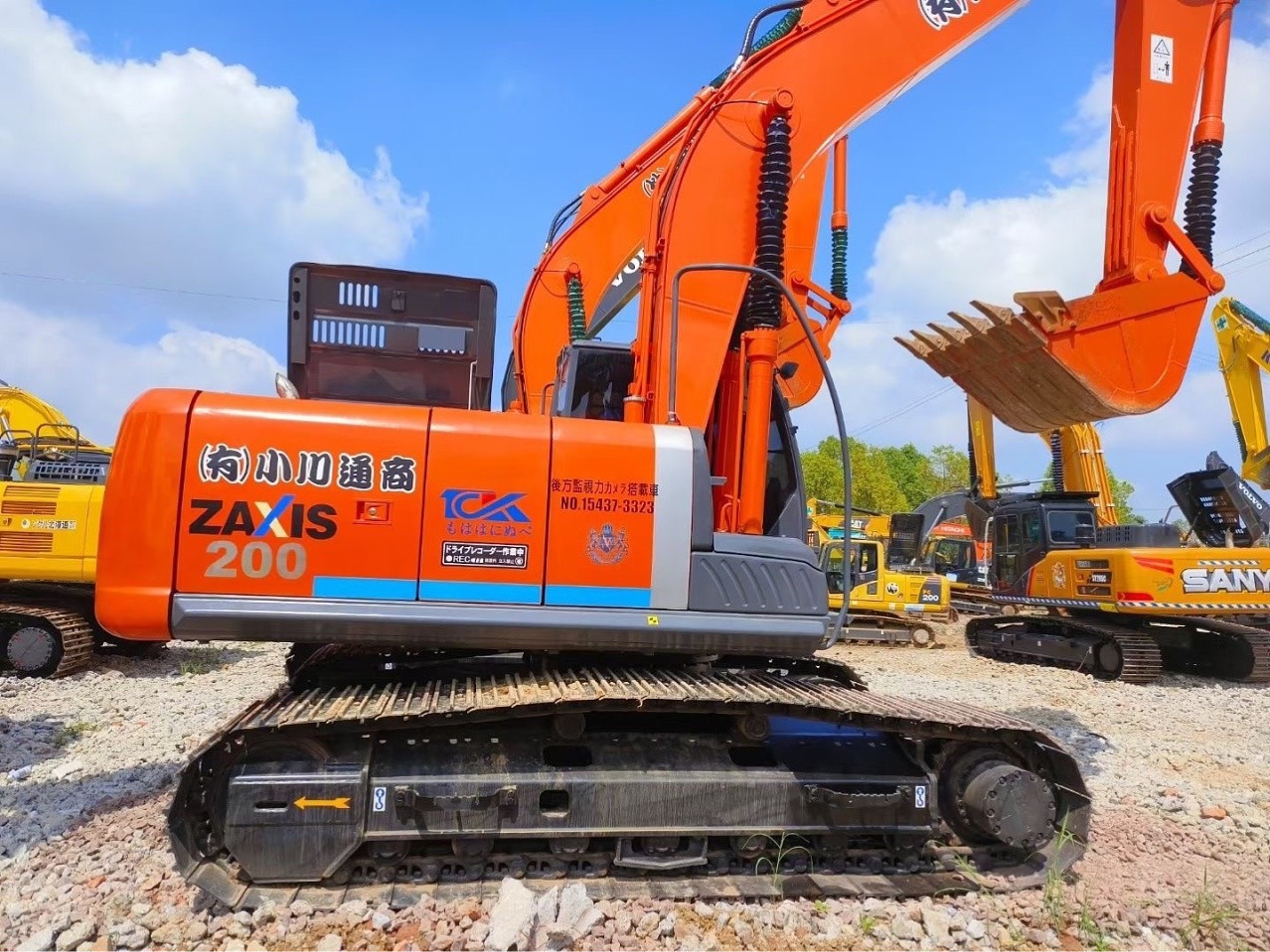 Exportación de línea nacional y extranjera de segunda mano Hitachi 200 210 220 240 250 excavadora para enviar accesorios