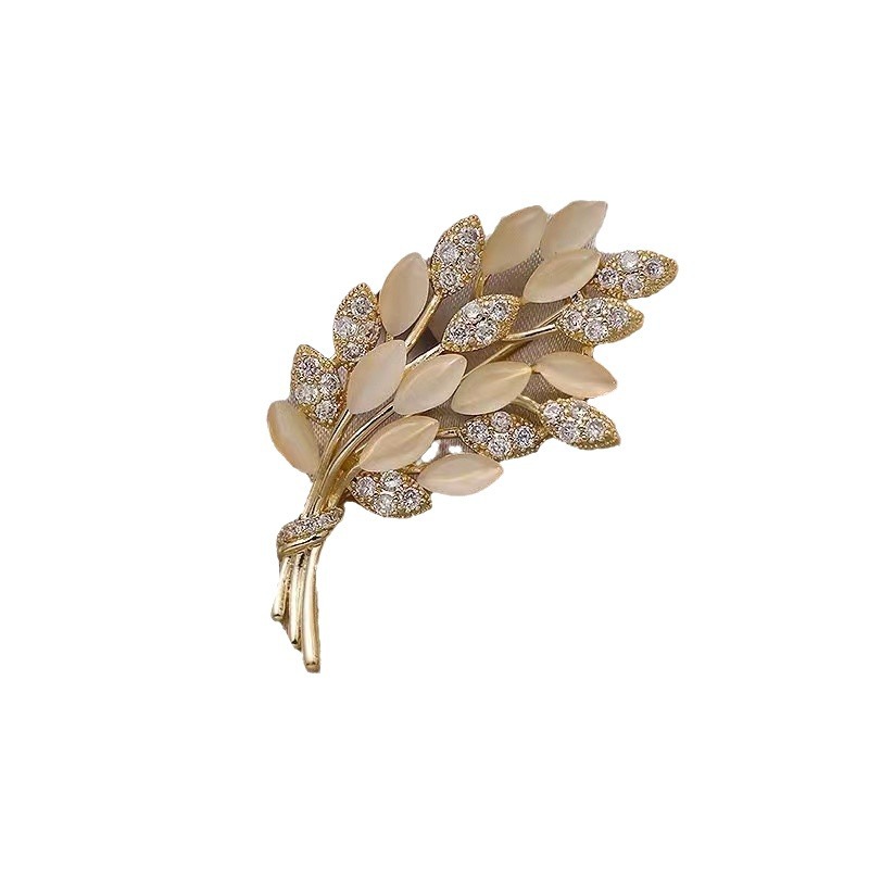 Edle Broschenkollektion Mit Perlen Muscheln Und Blumen Motiven_voghion.com