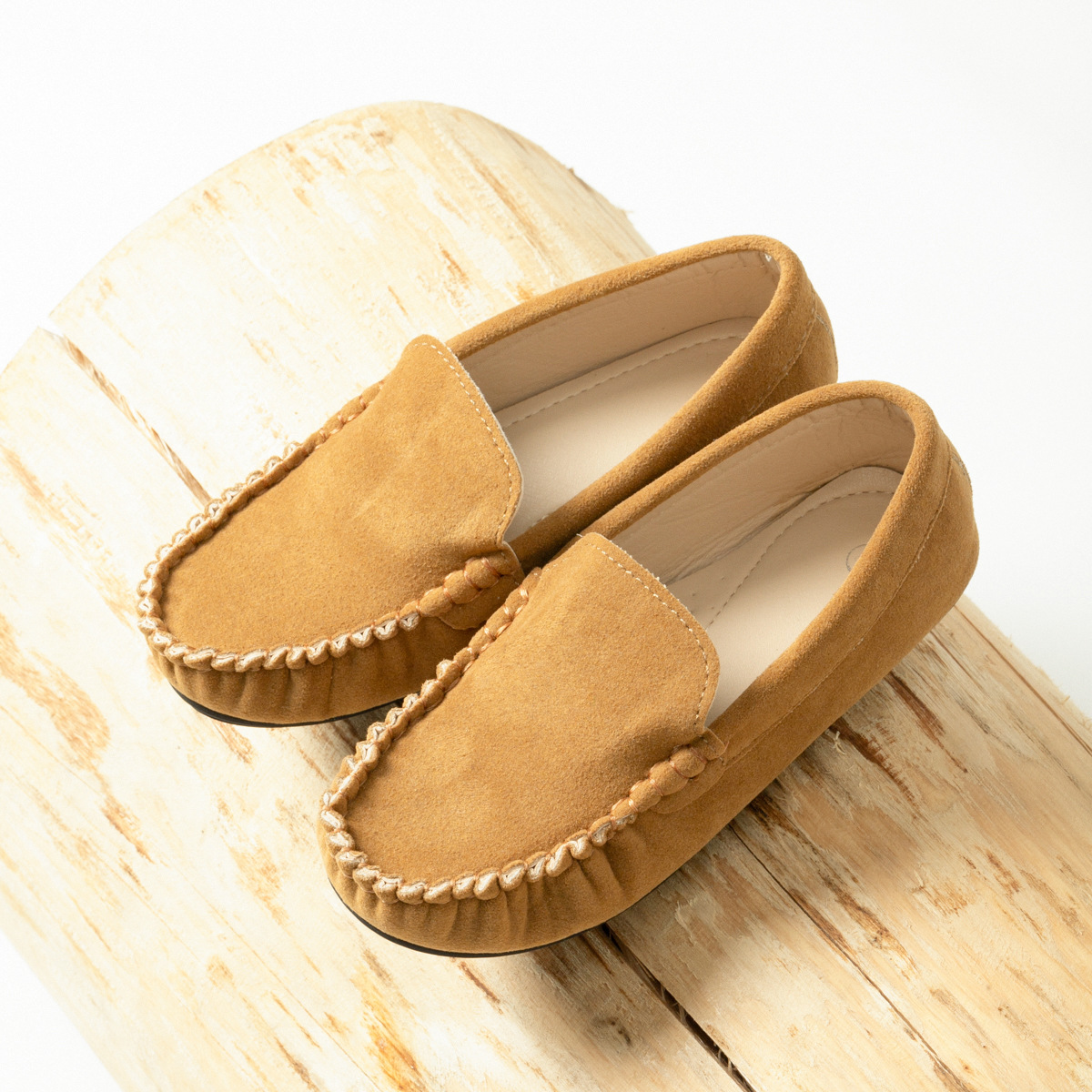 棕色 场景 (1).jpg