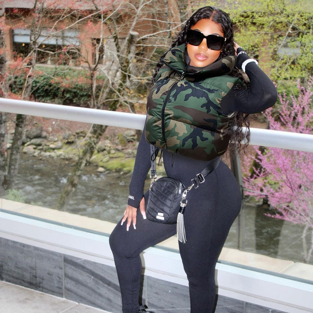 Ropa de mujer europea y americana transfronteriza de Amazon 2025 otoño nueva moda estilo callejero personalidad camuflaje cuello alto chaleco acolchado de algodón