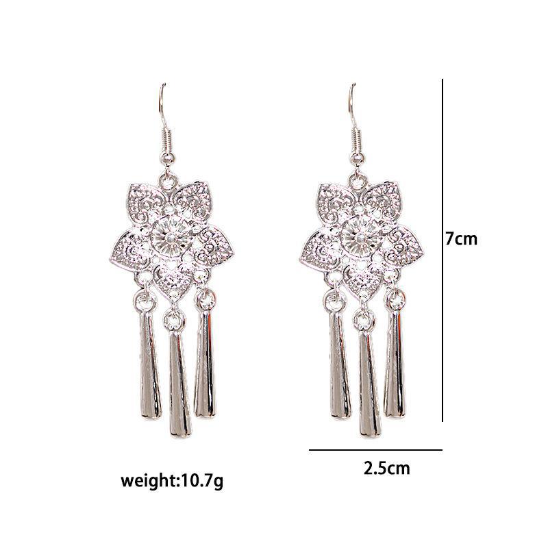 1 Pair Retro Leaf Sector Tassel Plating Hollow Out Inlay Alloy Turquoise Drop Earrings display picture 3