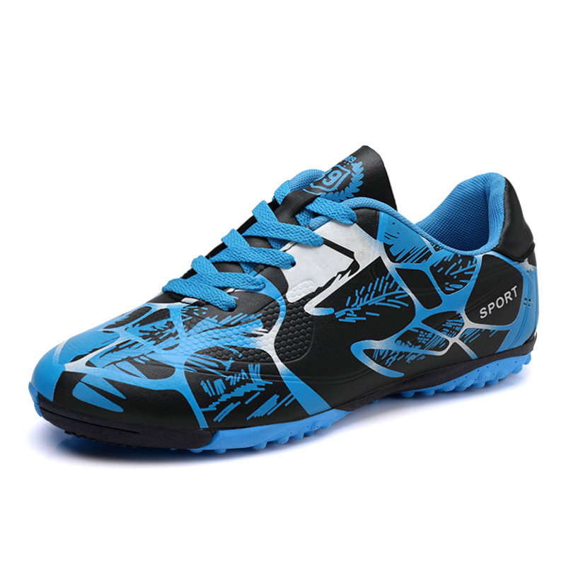 Zapatos de fútbol transfronterizos para adultos hombres y mujeres anti-deslizante artificial zapatos de entrenamiento de clavos de clavos largos estudiantes de primaria al por mayor